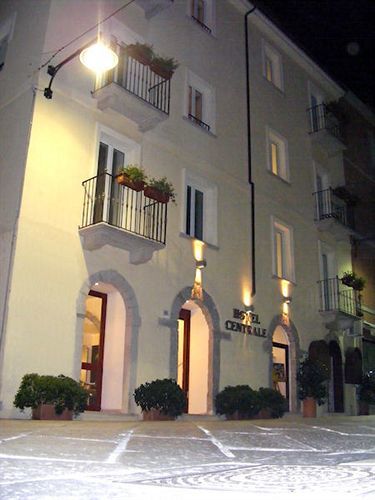 Hotel Centrale Olbia Exterior foto