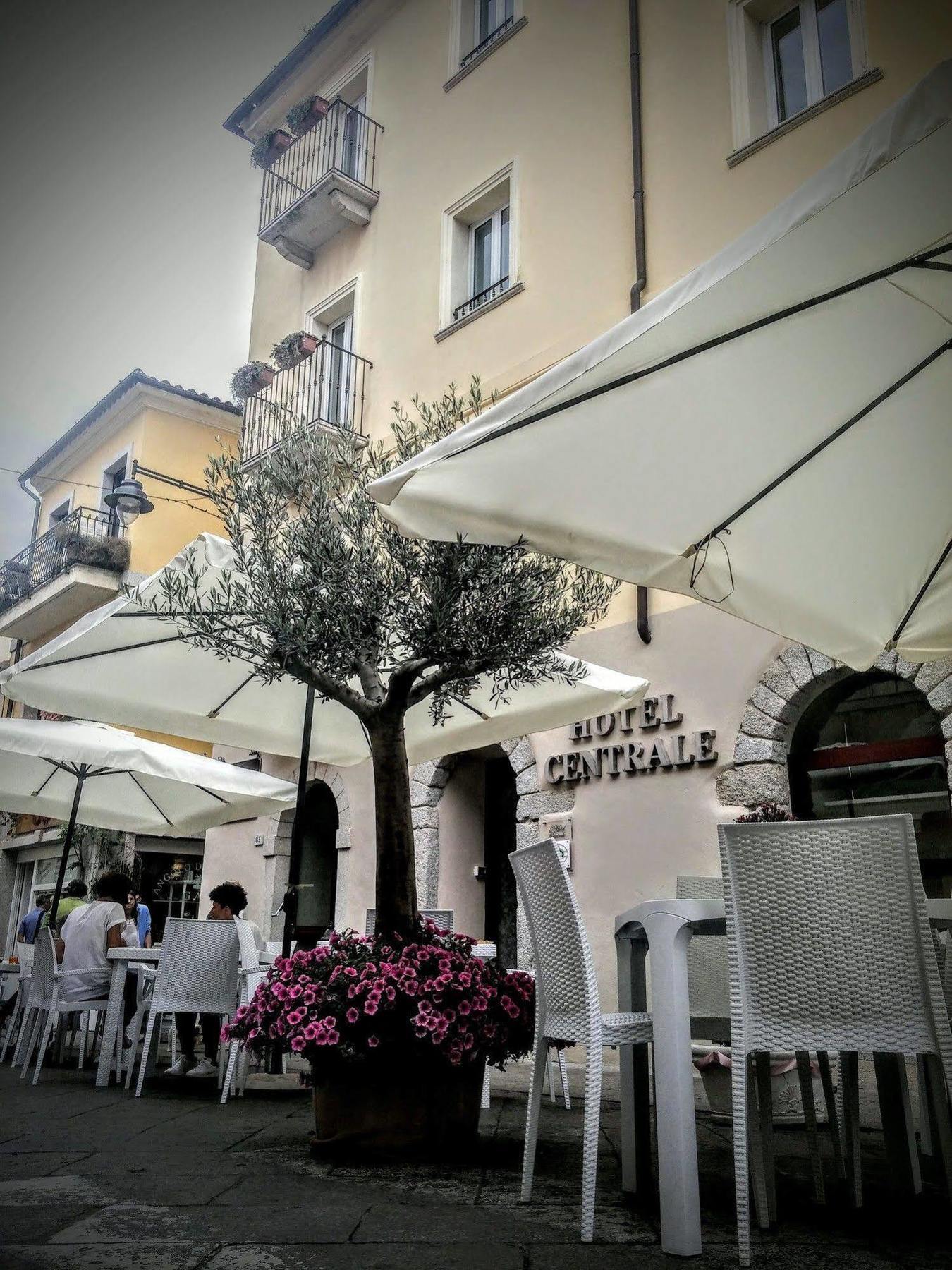Hotel Centrale Olbia Exterior foto